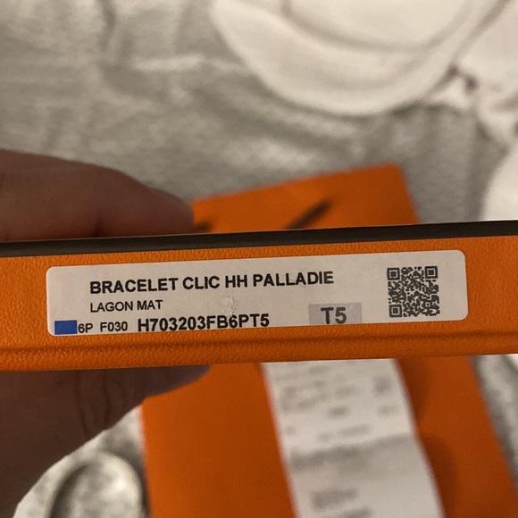 Hermes Clic Bracelet T56P Lagon Matte - Picture 4 of 4